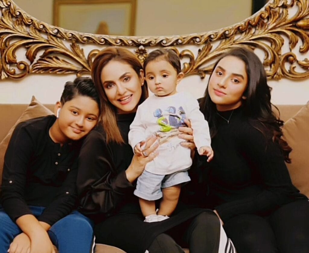 Nadia Khan Shares Beautiful Reel on Daughter Alyzeh's Birthday Nadia Khan Shares Beautiful Reel on Daughter Alyzeh’s Birthday