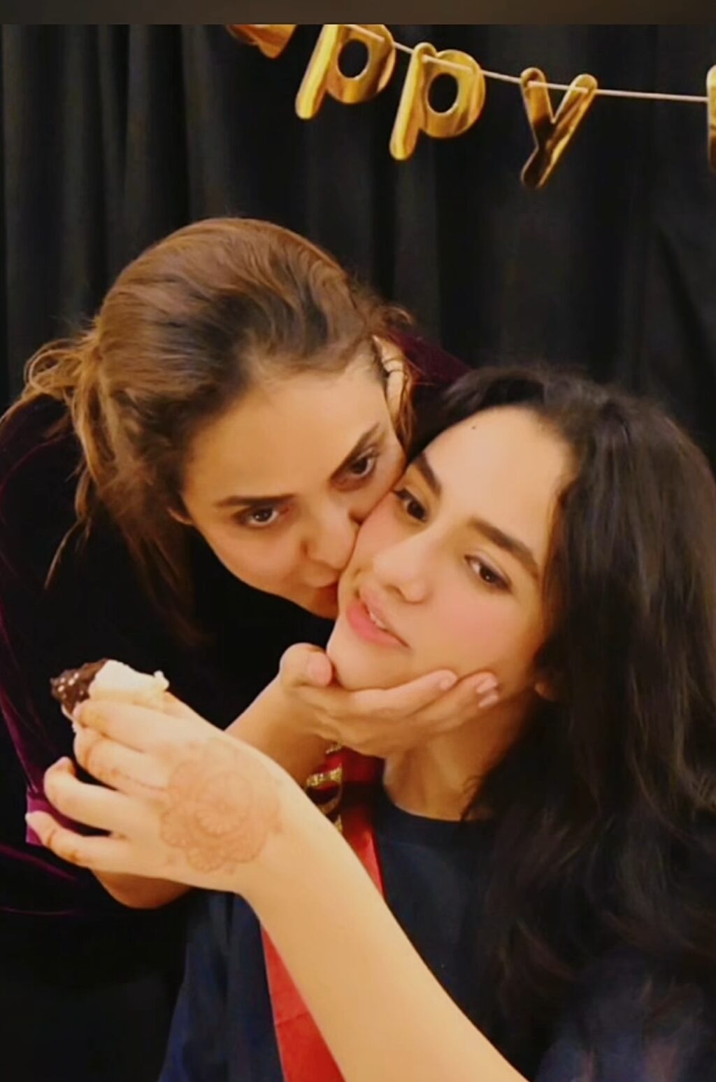 Nadia Khan Shares Beautiful Reel on Daughter Alyzeh's Birthday Nadia Khan Shares Beautiful Reel on Daughter Alyzeh’s Birthday