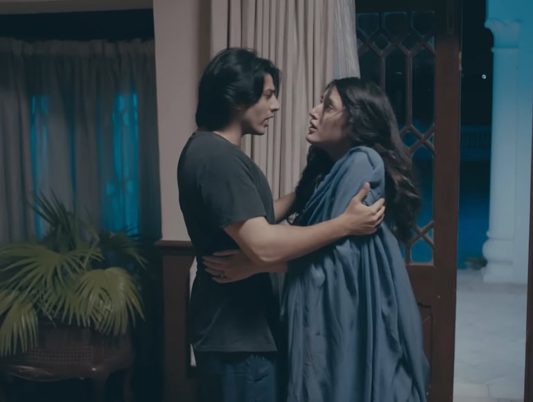 Sahar Hashmi’s Hugging Scene in Zanjeerain Bold & Unnecessary