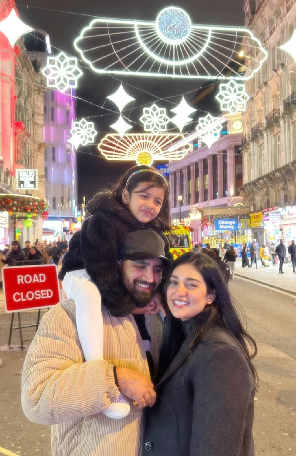 Sarah Khan Daughter Birth Celebration & Pregnancy Moments Sarah Khan & Falak Shabir Become Parents Again