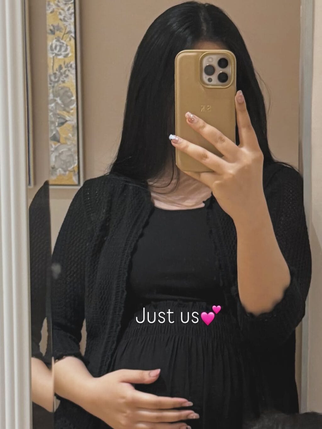 Sarah Khan Daughter Birth Celebration & Pregnancy Moments Sarah Khan Daughter Birth Celebration & Pregnancy Moments