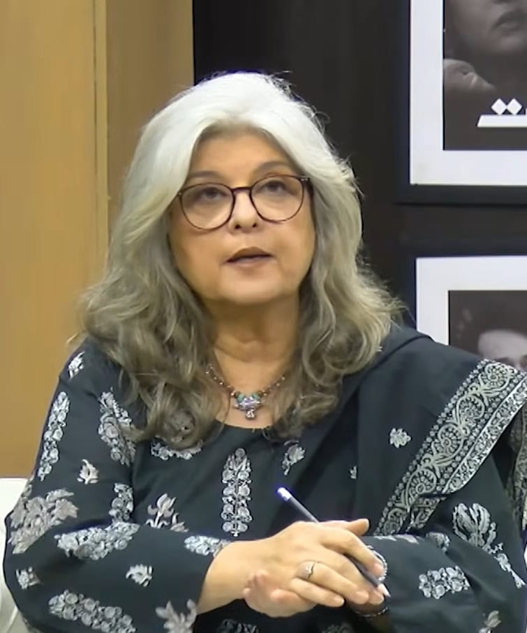 Marina Khan Criticizes Zanjabeel Asim Shah’s Idiotic Humrahi Script