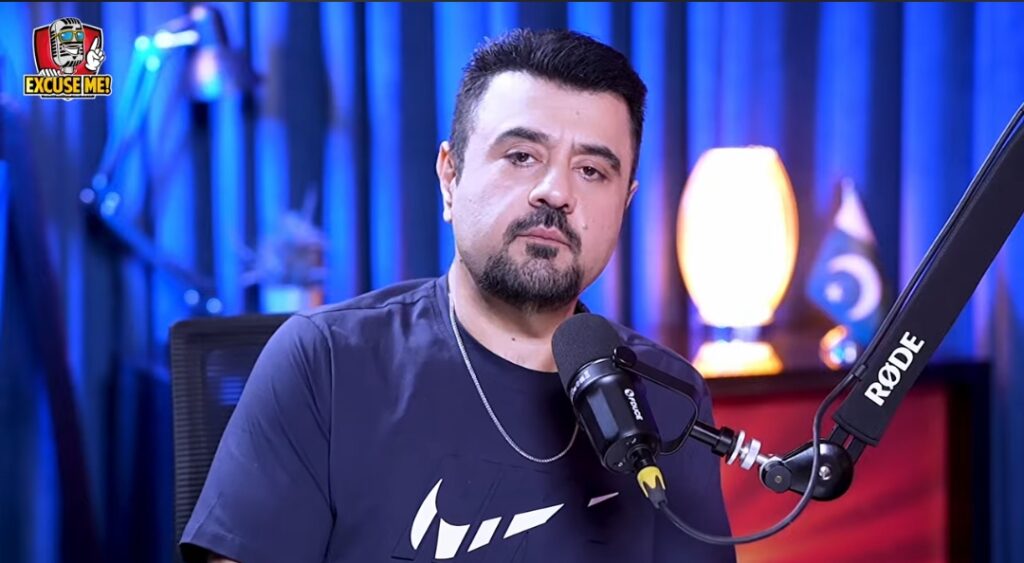 Ahmed Ali Butt Claims Hania Aamir is Gen-Z Babra Sharif