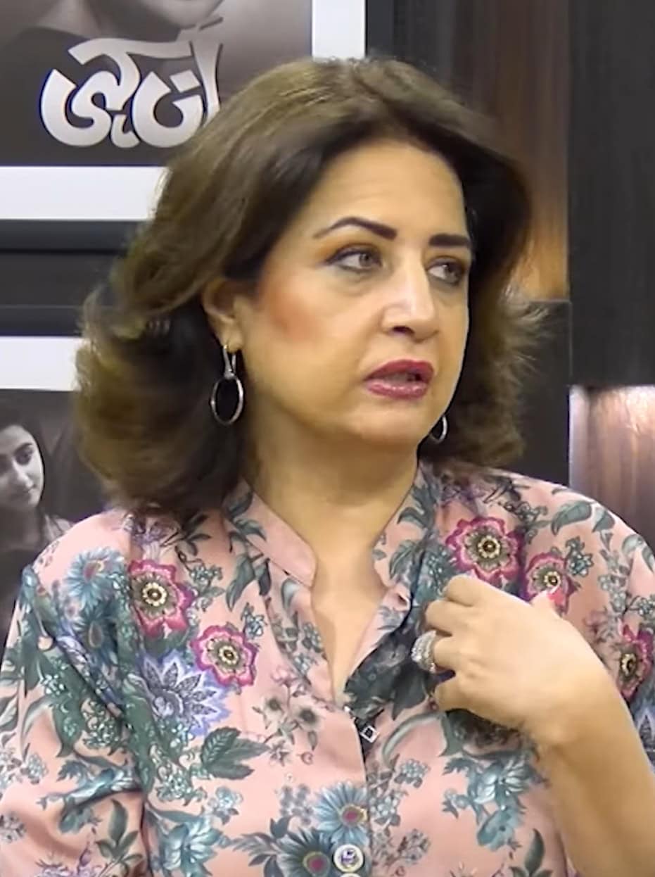 Atiqa Odho Falls for Zahid Ahmed in Mirza Ki Heer