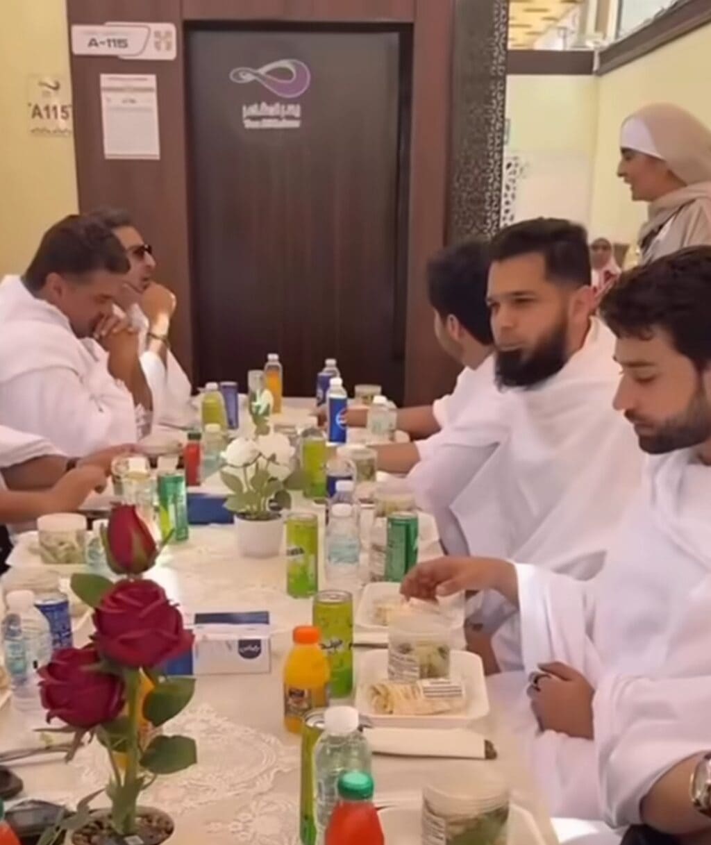 Pakistani Celebrities Performing Hajj in 2026 Pakistani Celebrities Performing Hajj in 2026