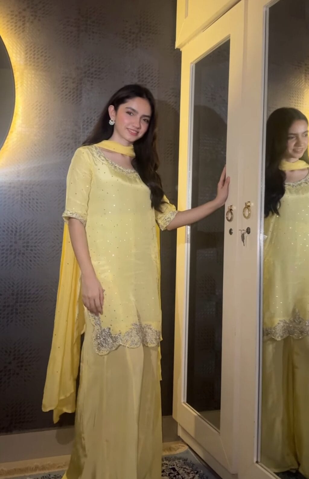 Pakistani Celebrities Pictures from Eid Ul Azha Day 1 Pakistani Celebrities Pictures from Eid Ul Azha Day 1