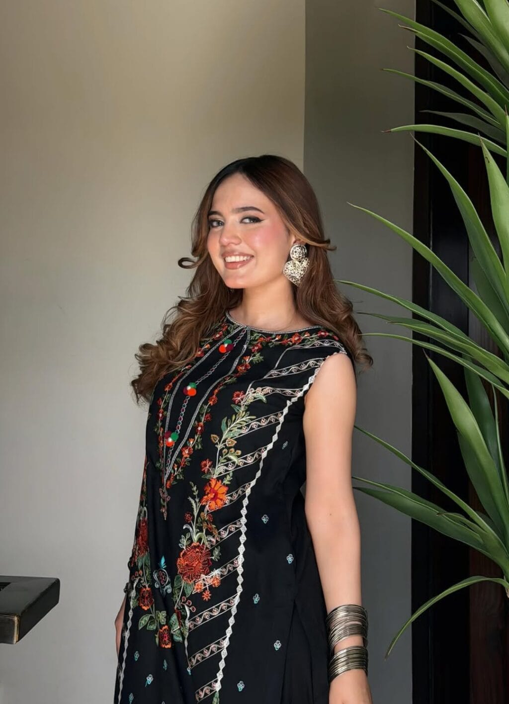 Pakistani Celebrities Pictures from Eid Ul Azha Day 1 Pakistani Celebrities Pictures from Eid Ul Azha Day 1