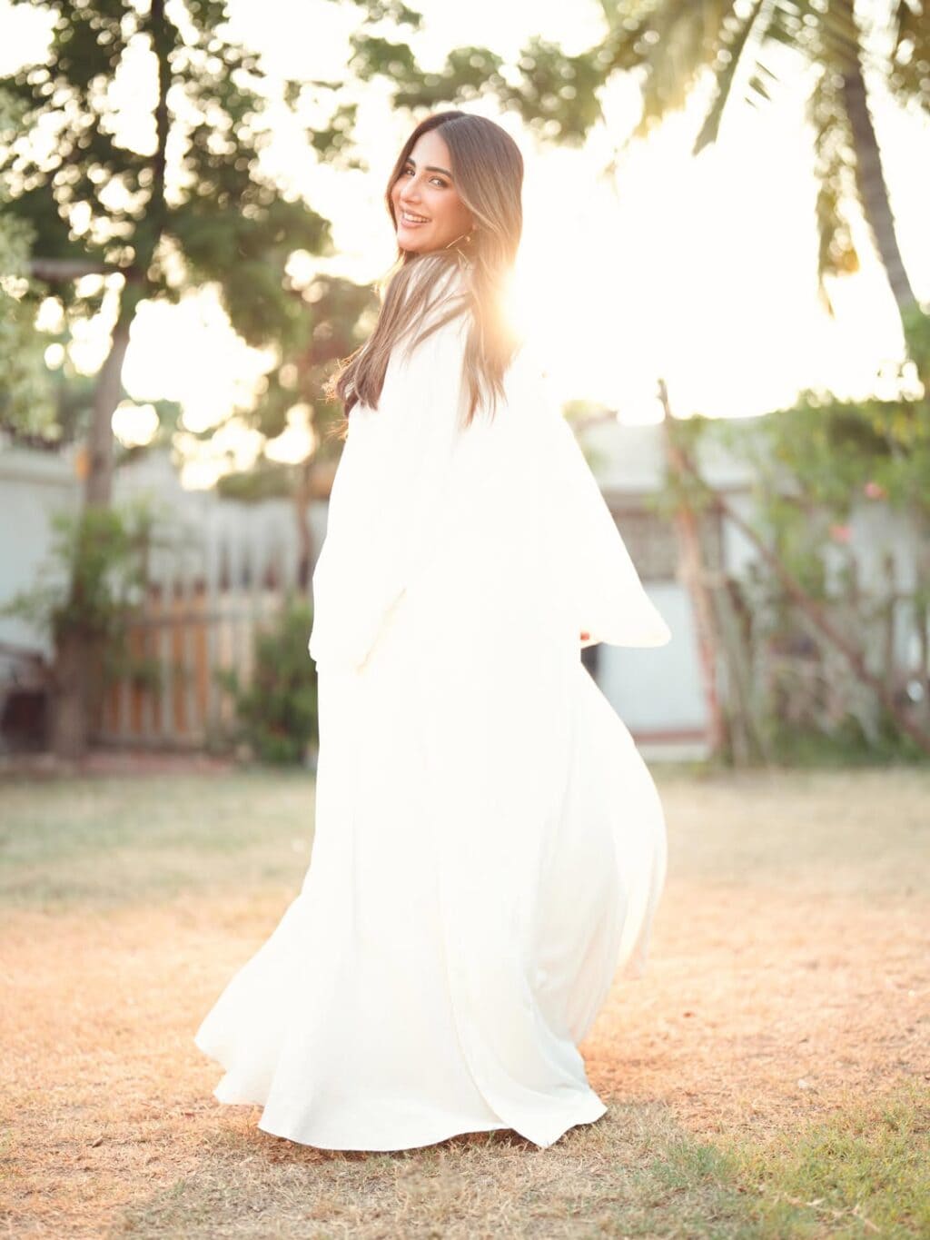 Ushna Shah Announces Pregnancy