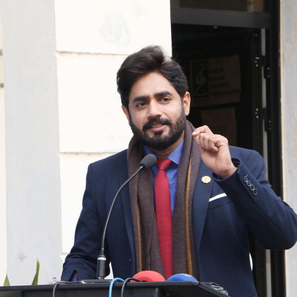 Abrar Ul Haq Gives Powerful Spiritual Advice To Gen Z Abrar Ul Haq Gives Powerful Spiritual Advice To Gen Z