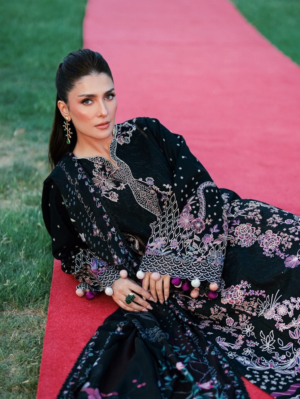 Ayeza Khan's Sleeveless Zara Dress Sparks Criticism Ayeza Khan’s Sleeveless Zara Dress Sparks Criticism