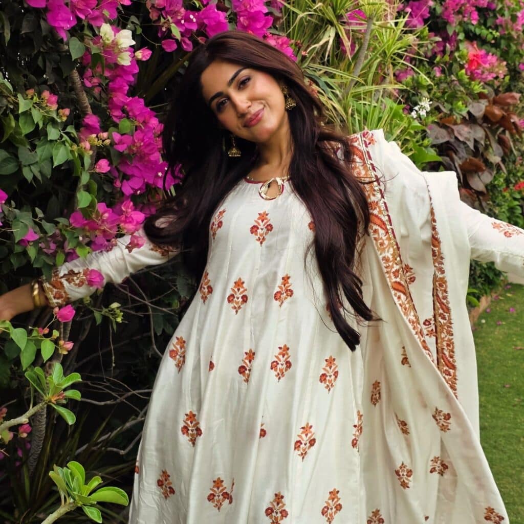 Pakistani Celebrities Eid Ul Adha 2026 - Day 1 Pakistani Celebrities Eid Ul Adha 2026 – Day 1