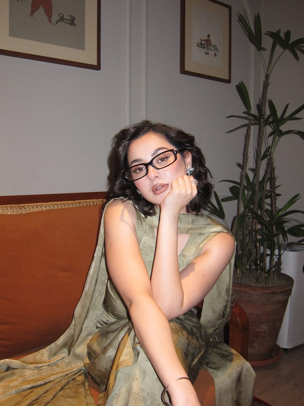 Hania Aamir Celebrates Big Career Milestone Hania Aamir Celebrates Big Career Milestone