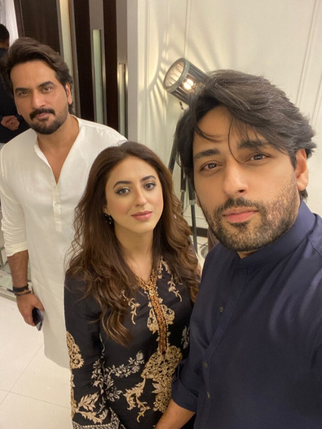 Humayun Saeed Beautiful Family Clicks From Eid Dinner Humayun Saeed Beautiful Family Clicks From Eid Dinner