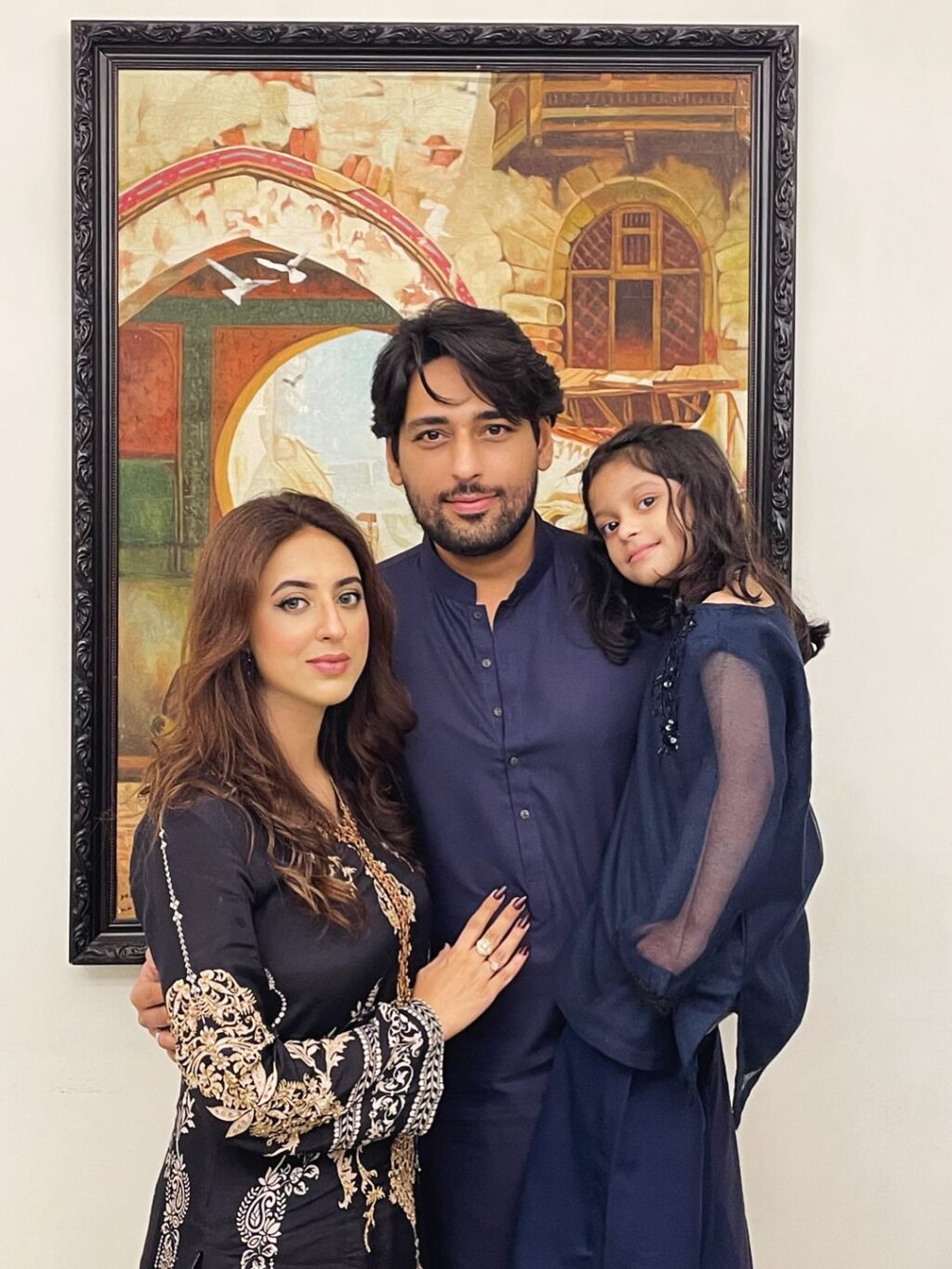 Humayun Saeed Beautiful Family Clicks From Eid Dinner Humayun Saeed Beautiful Family Clicks From Eid Dinner