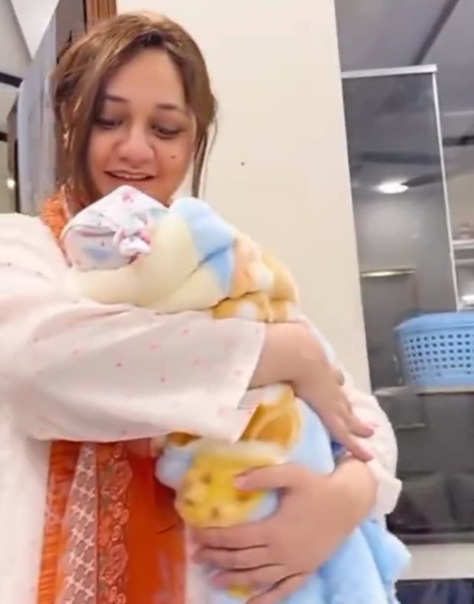 Ghazal Jawad Cries Talking About Rajab Butt’s Son Kivan Sultan