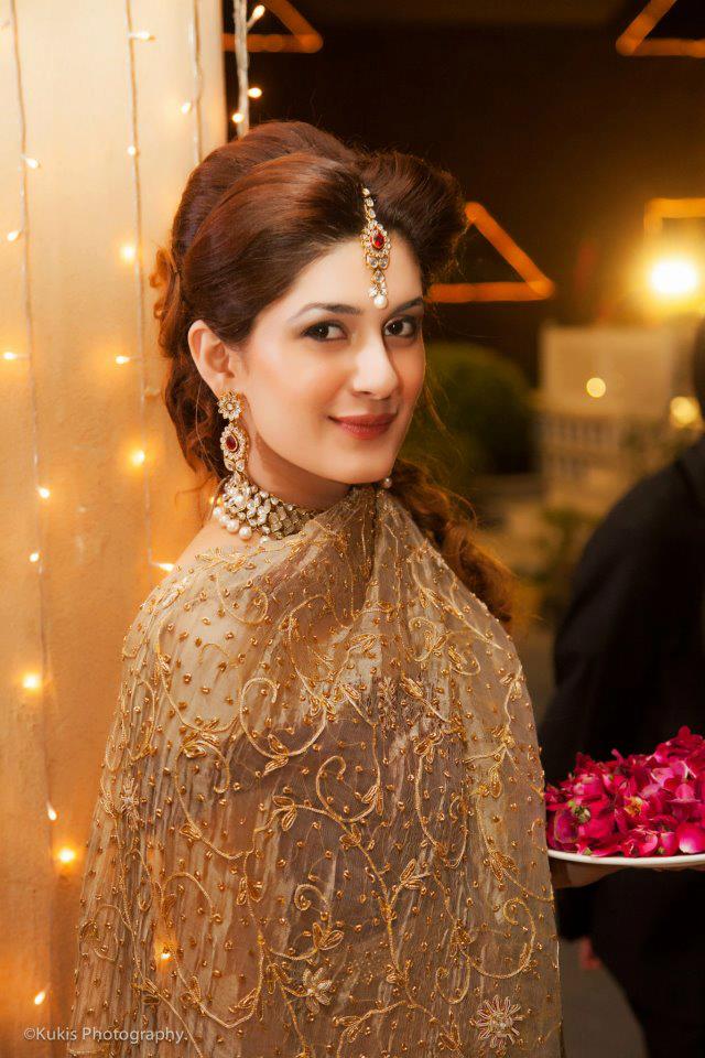 Kubra Khan – The Rise & Evolution Of A Superstar