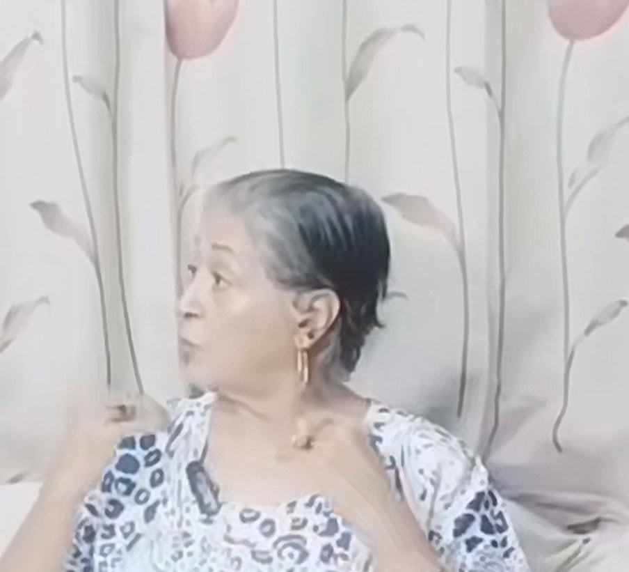 Tarot Card Reader Lala Rukh Bashes Rajab Butt