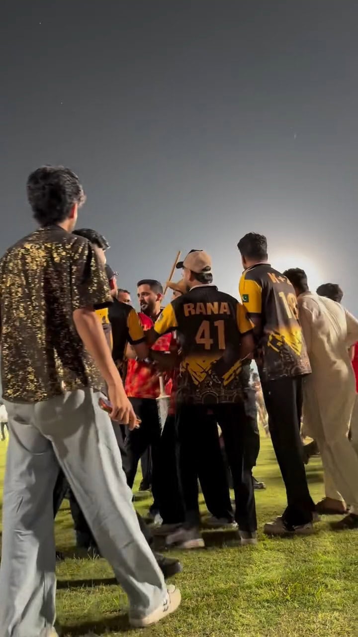 Fans Make Rajab Butt Run For Life