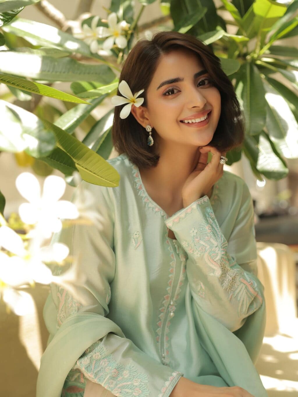 Sajal Aly Cuts Her Hair – Fans Flabbergasted