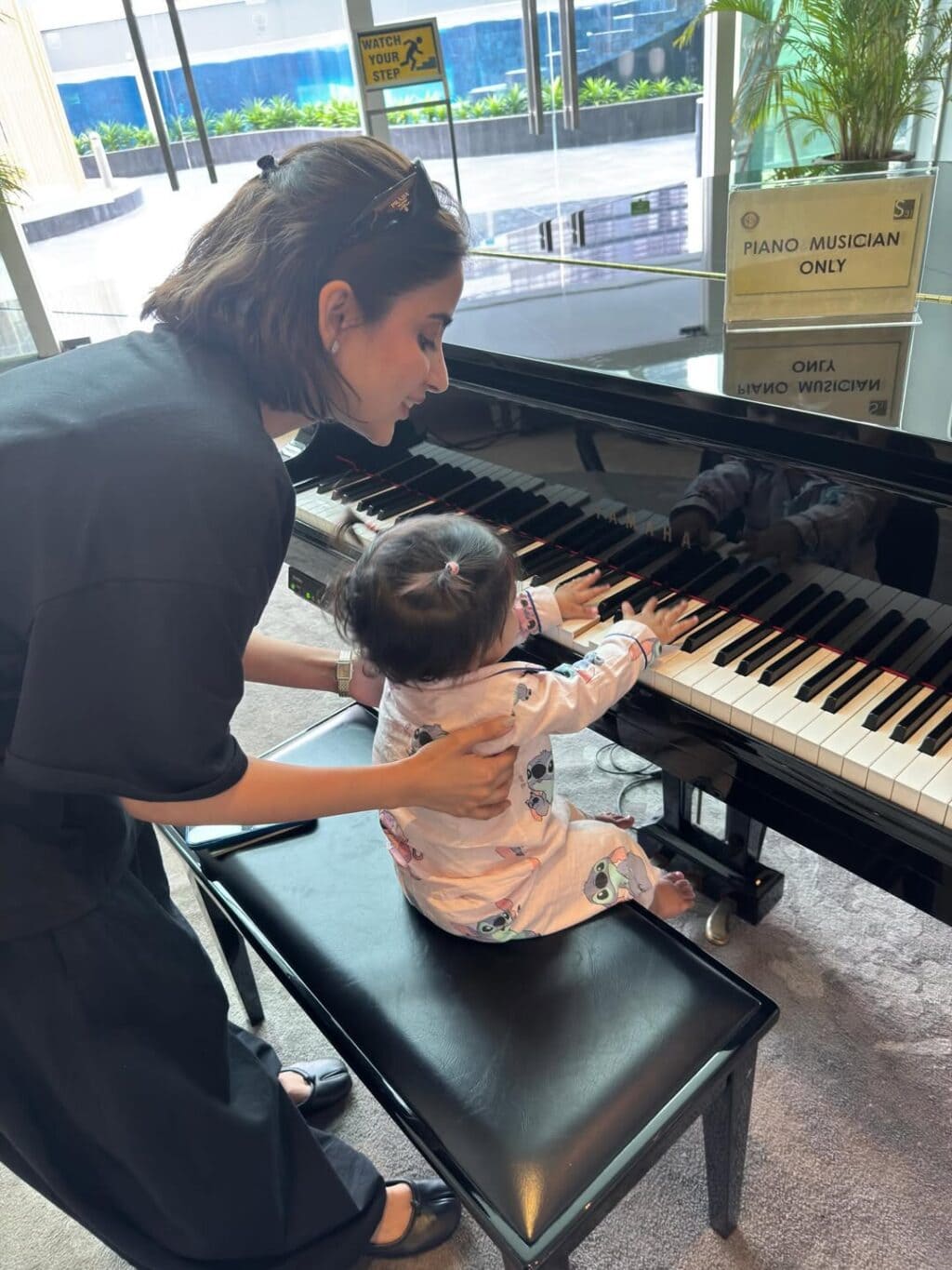 Saboor Aly Shares Beautiful Moments With Daughter