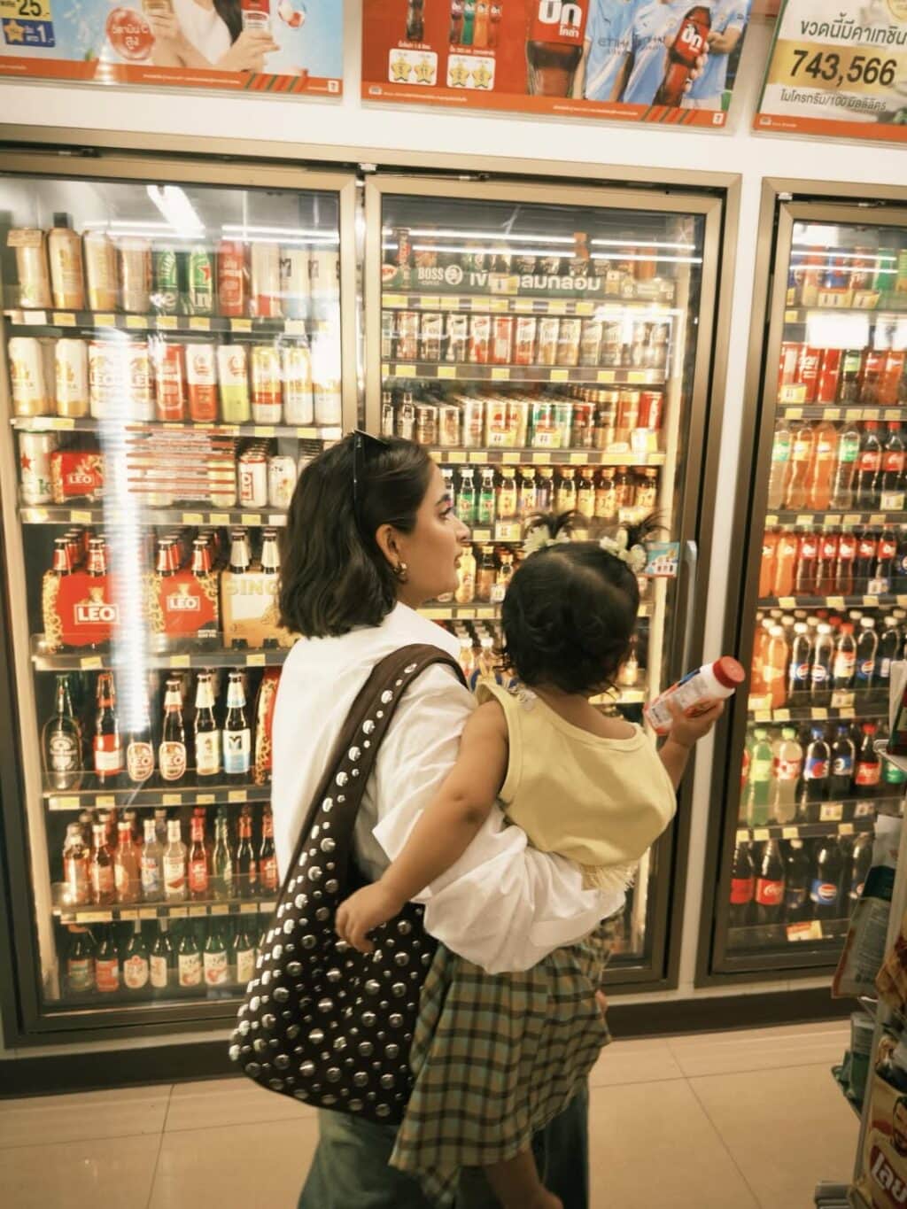 Saboor Aly Shares Beautiful Moments With Daughter