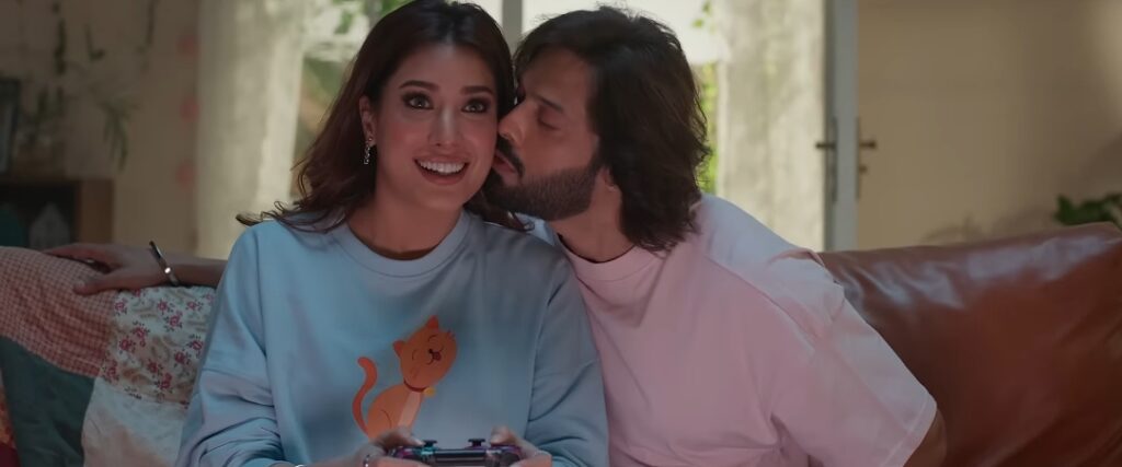 Mehwish Hayat & Fahad Mustafa’s Romantic Moments Get Attention