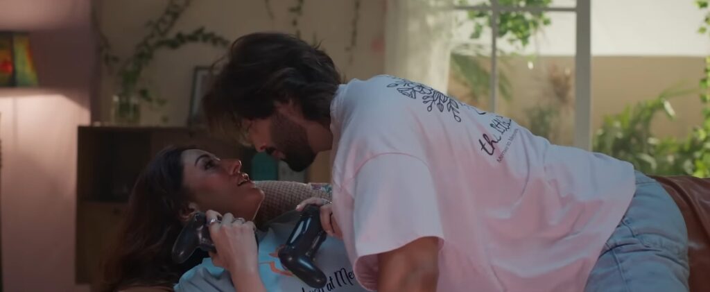 Mehwish Hayat & Fahad Mustafa’s Romantic Moments Get Attention