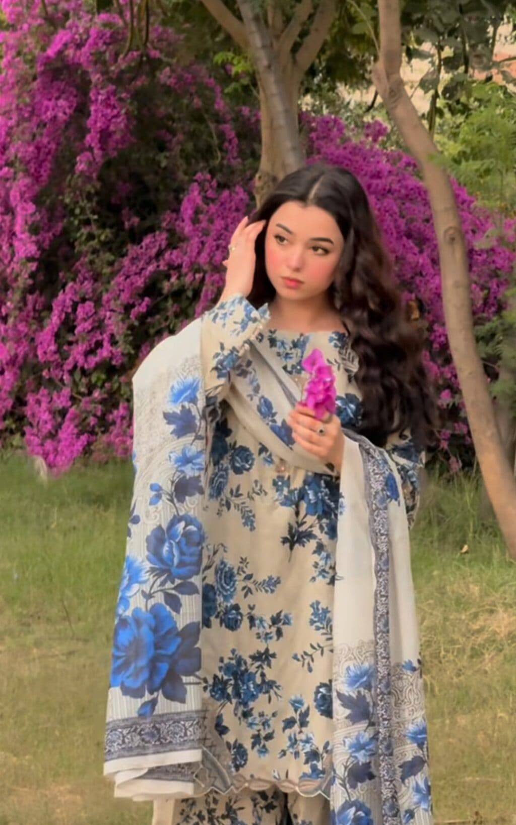 Who is Shireen From Zanjeerain