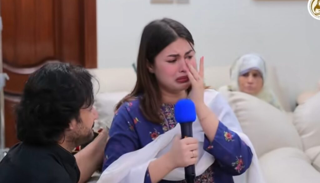 Dr. Warisha Javed Khan Cries Bitterly in Recent Video