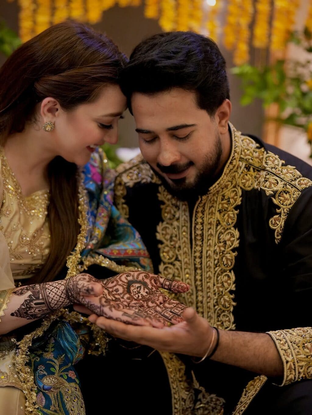Momina Iqbal HD Pictures from Mehndi Lagai Event
