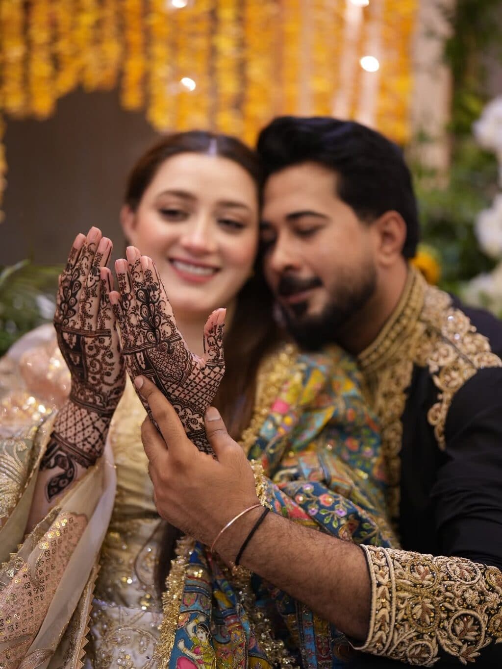 Momina Iqbal HD Pictures from Mehndi Lagai Event