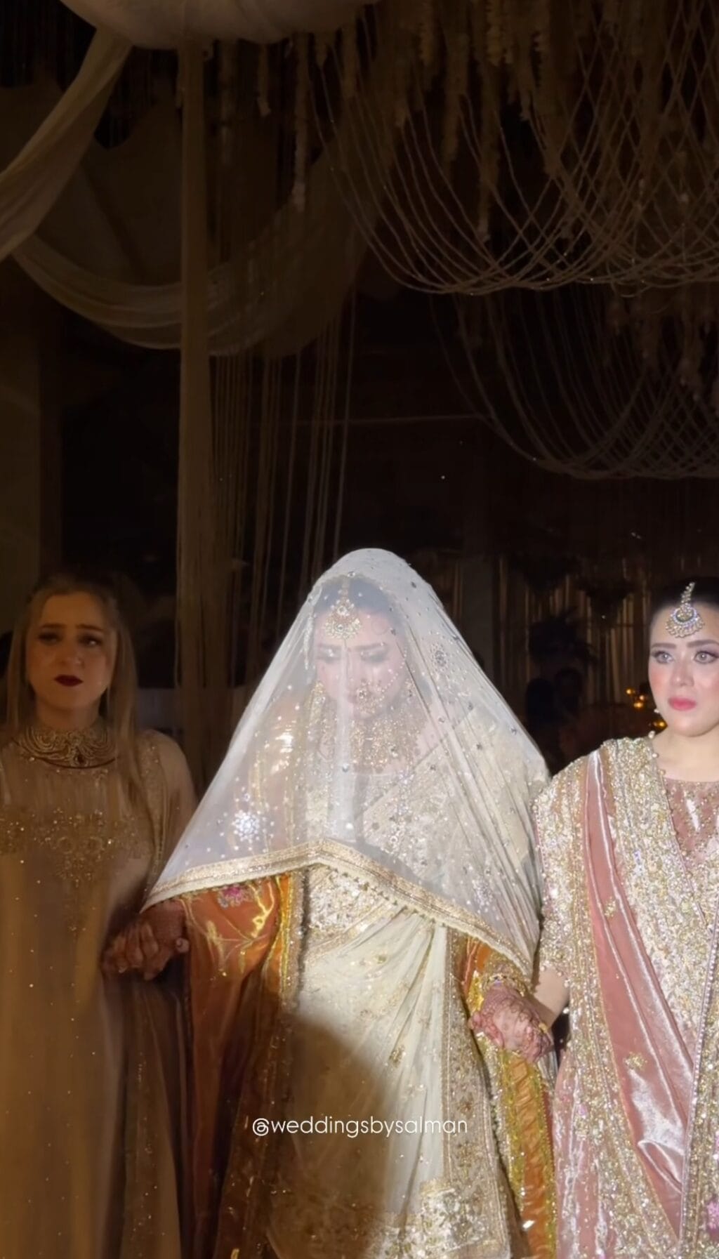 Momina Iqbal & Hamza Habib Nikah Photoshoot