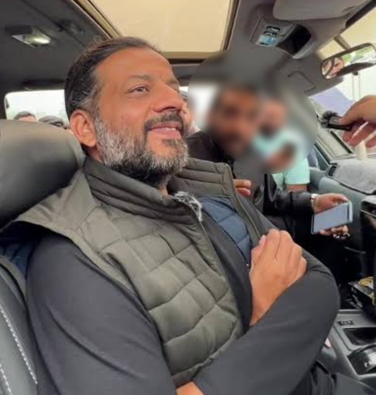 Sunil Munj Trolled For Giving Away His Signed Footballs