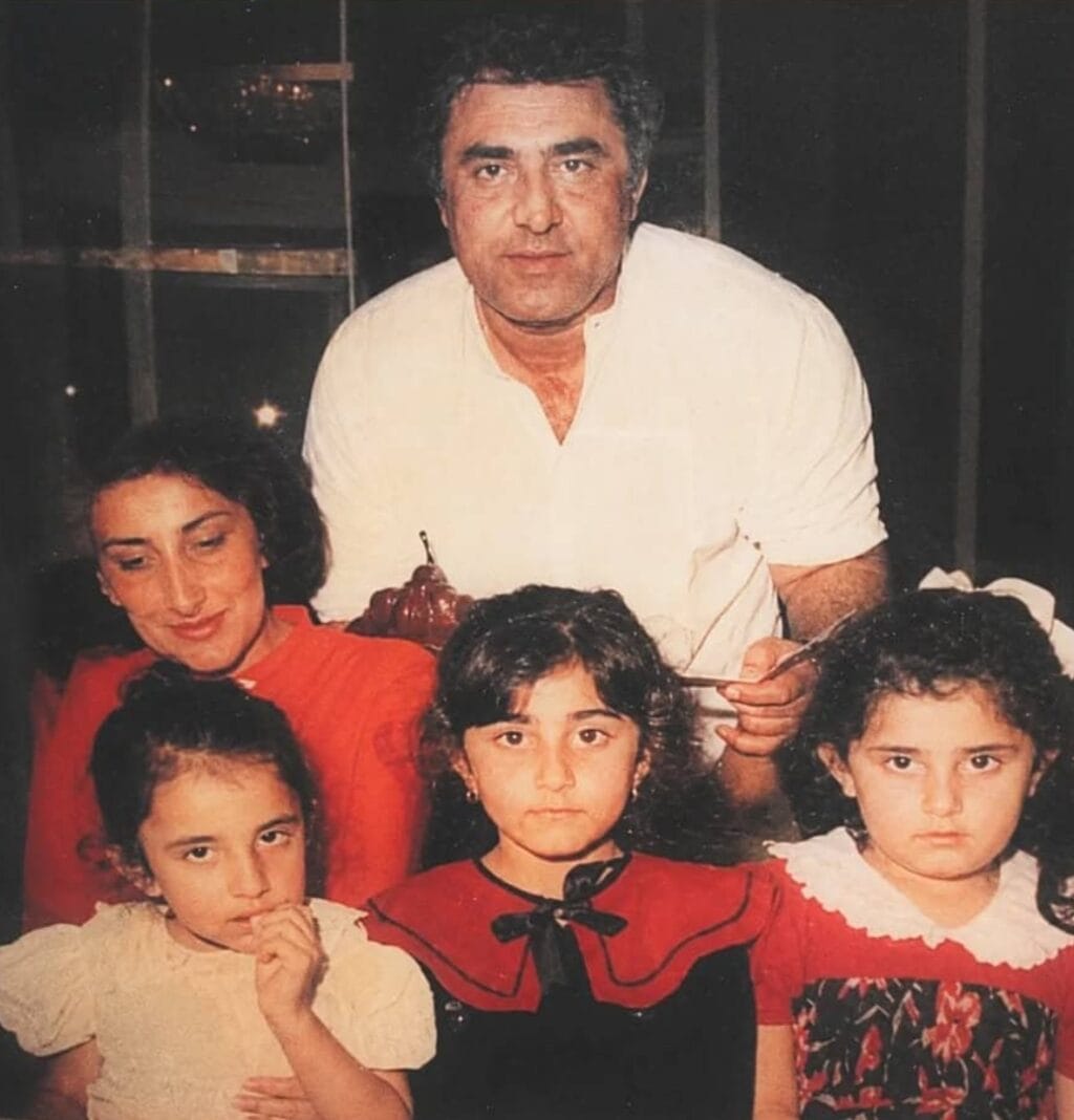 Shafi Muhammad’s Daughter Shares Beautiful Wedding Memory of Her Parents