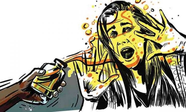 Senior Doctor Reveals Dr Mahnoor Acid Attack's Dark Reality Senior Doctor Reveals Dr Mahnoor Acid Attack’s Dark Reality