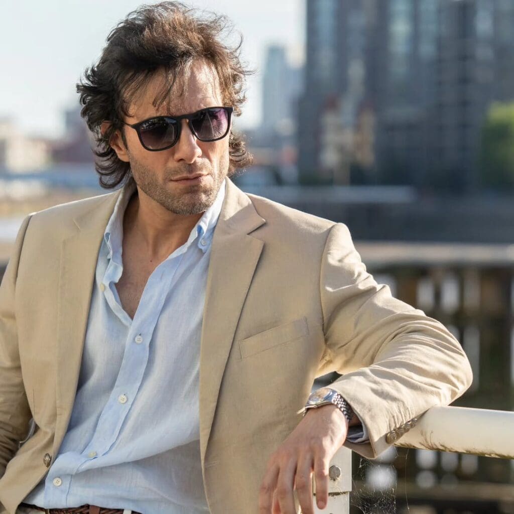 Emmad Irfani’s Latest Pictures Mistaken For Imran Khan