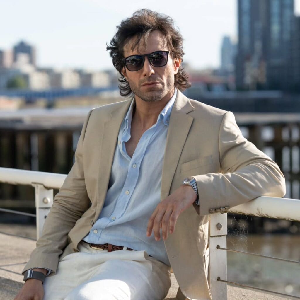 Emmad Irfani’s Latest Pictures Mistaken For Imran Khan