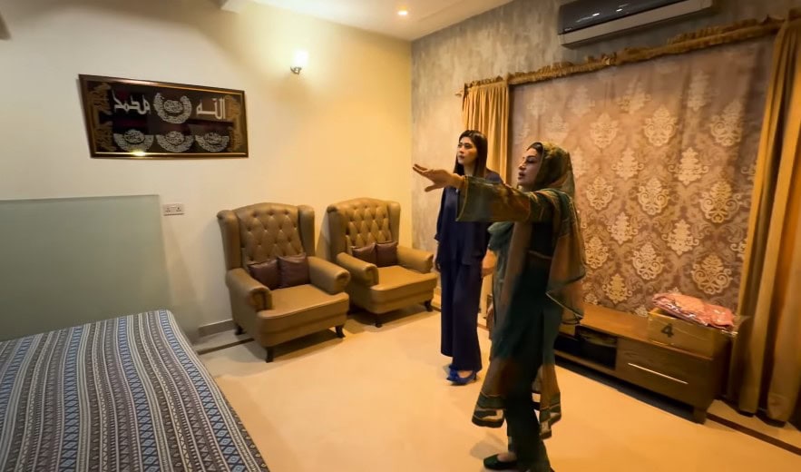 Aroosa Iqrar Ul Hassan Gives Home Tour Of Farah Iqrar