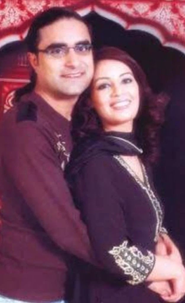 Bushra Ansari's Husband's Old Thoughts On Love Go Viral Bushra Ansari’s Husband’s Old Thoughts On Love Go Viral