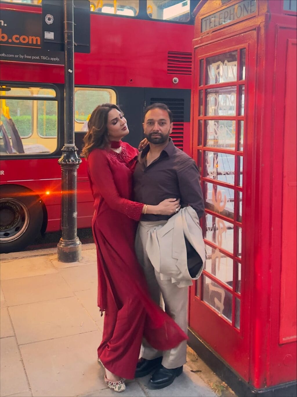 Yasir Nawaz & Danih Nawaz Hilariously Troll Fiza Ali & Ejaz Khan