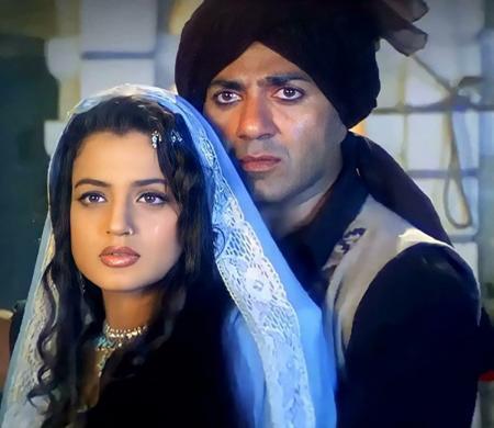 Ameesha Patel Opens Up About Her Huge Following In Pakistan Auto Draft
