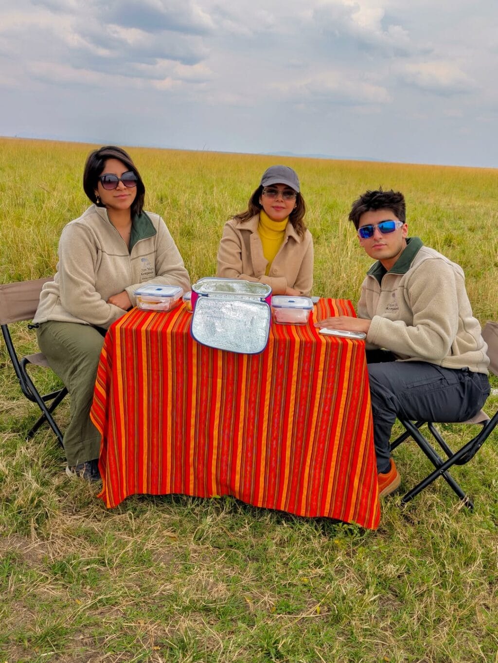 Hadiqa Kiani Vacations In Kenya With Family