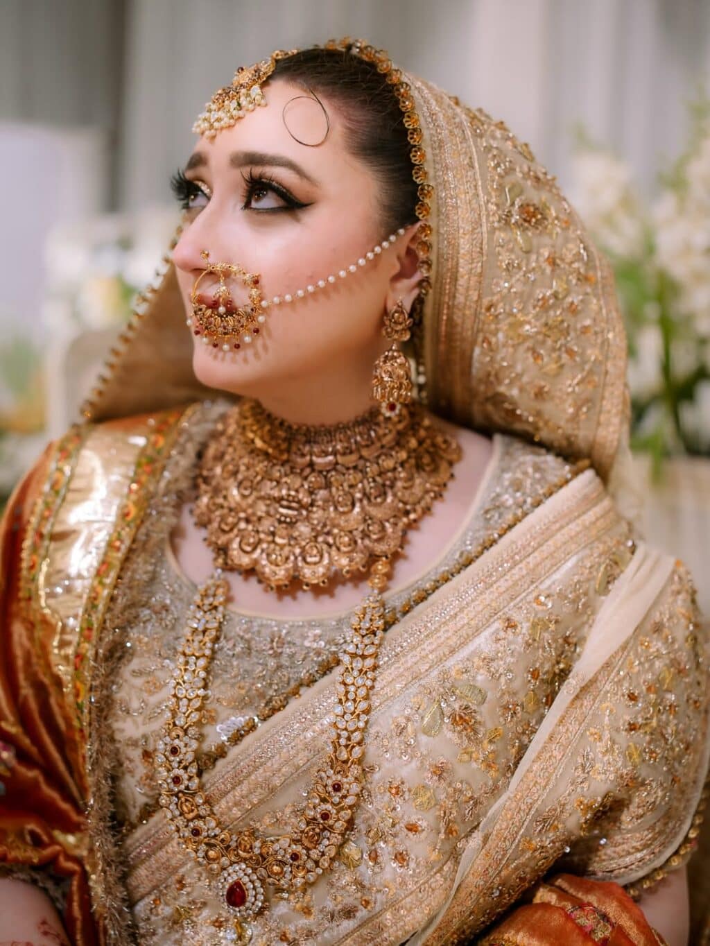 Momina Iqbal & Hamza Habib Barat HD Pictures