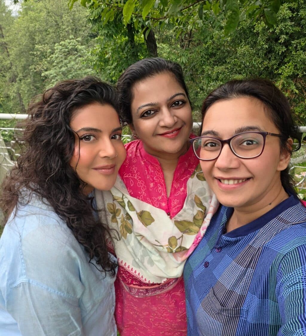 Nida Yasir Girls Trip To Nathia Gali With Sisters