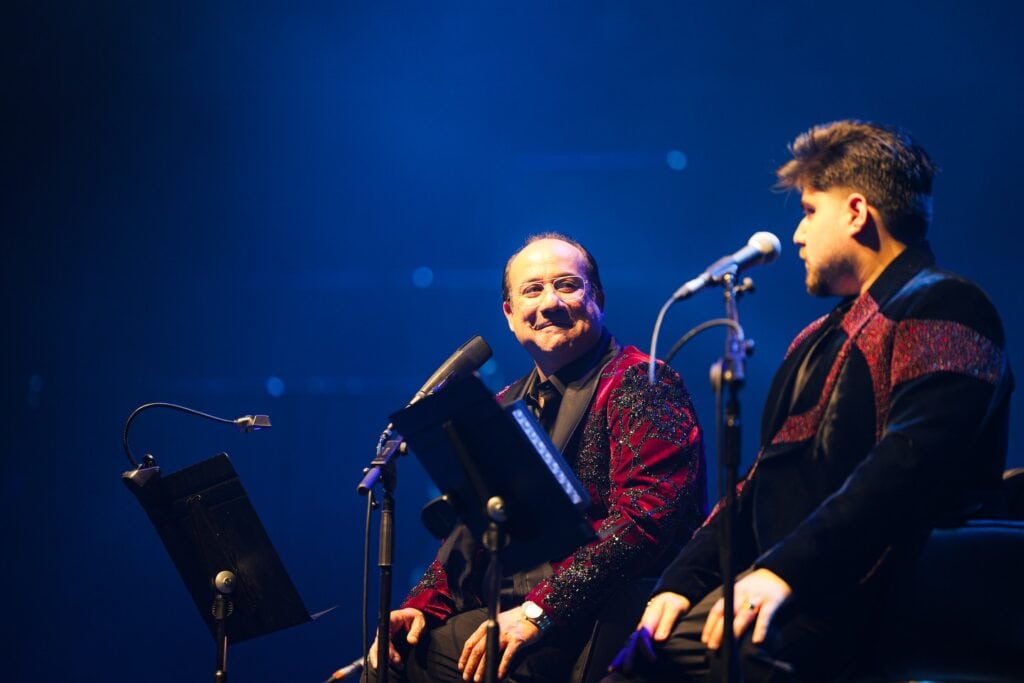 Rahat Fateh Ali Khan & Son's Beautiful Tribute For 10th Muharram Rahat Fateh Ali Khan & Son’s Beautiful Tribute For 10th Muharram