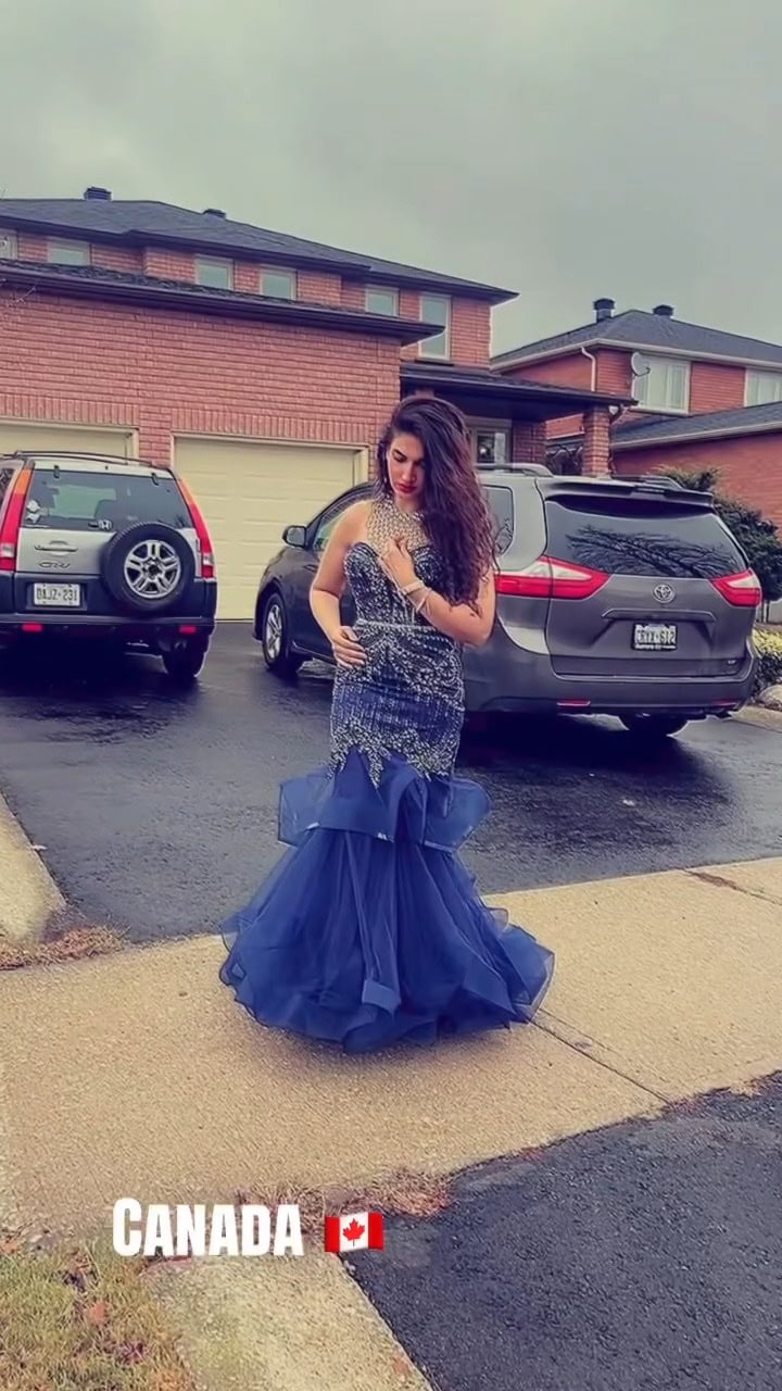 Sana Nawaz Bold Gown Under Fire