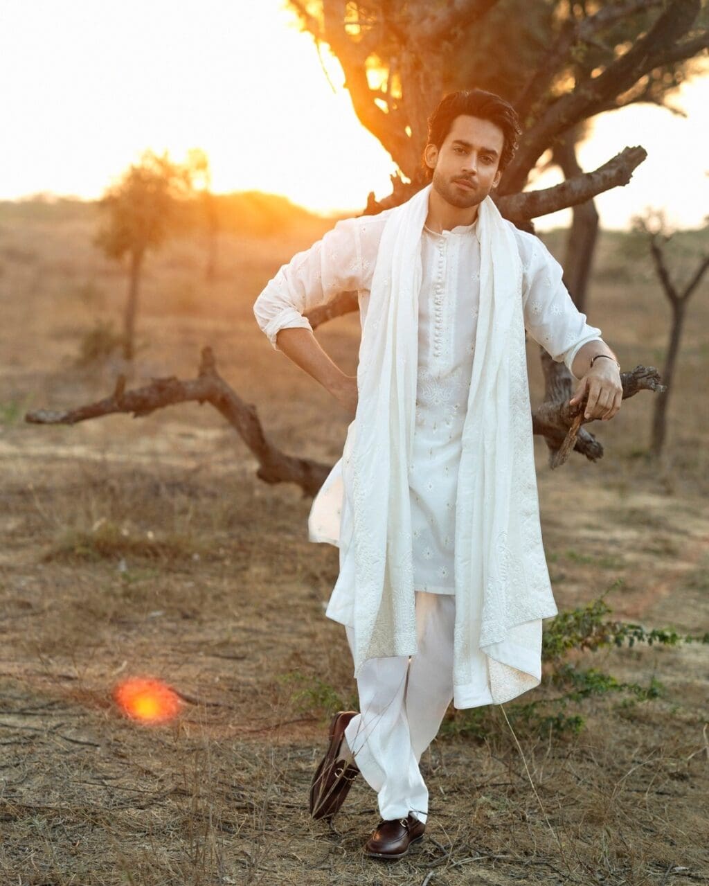 Indian Star Sargun Mehta Fan Girls On Pakistani Artists Indian Star Sargun Mehta Fan Girls On Pakistani Artists