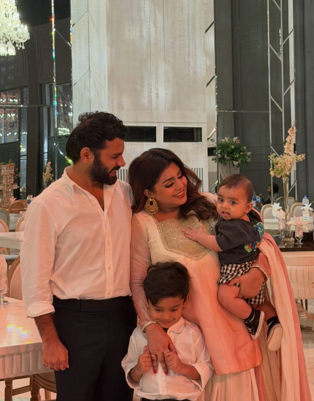Anumta Qureshi’s Drastic Weight Gain Surprises Fans, Actress Embraces Her Mommy Glow