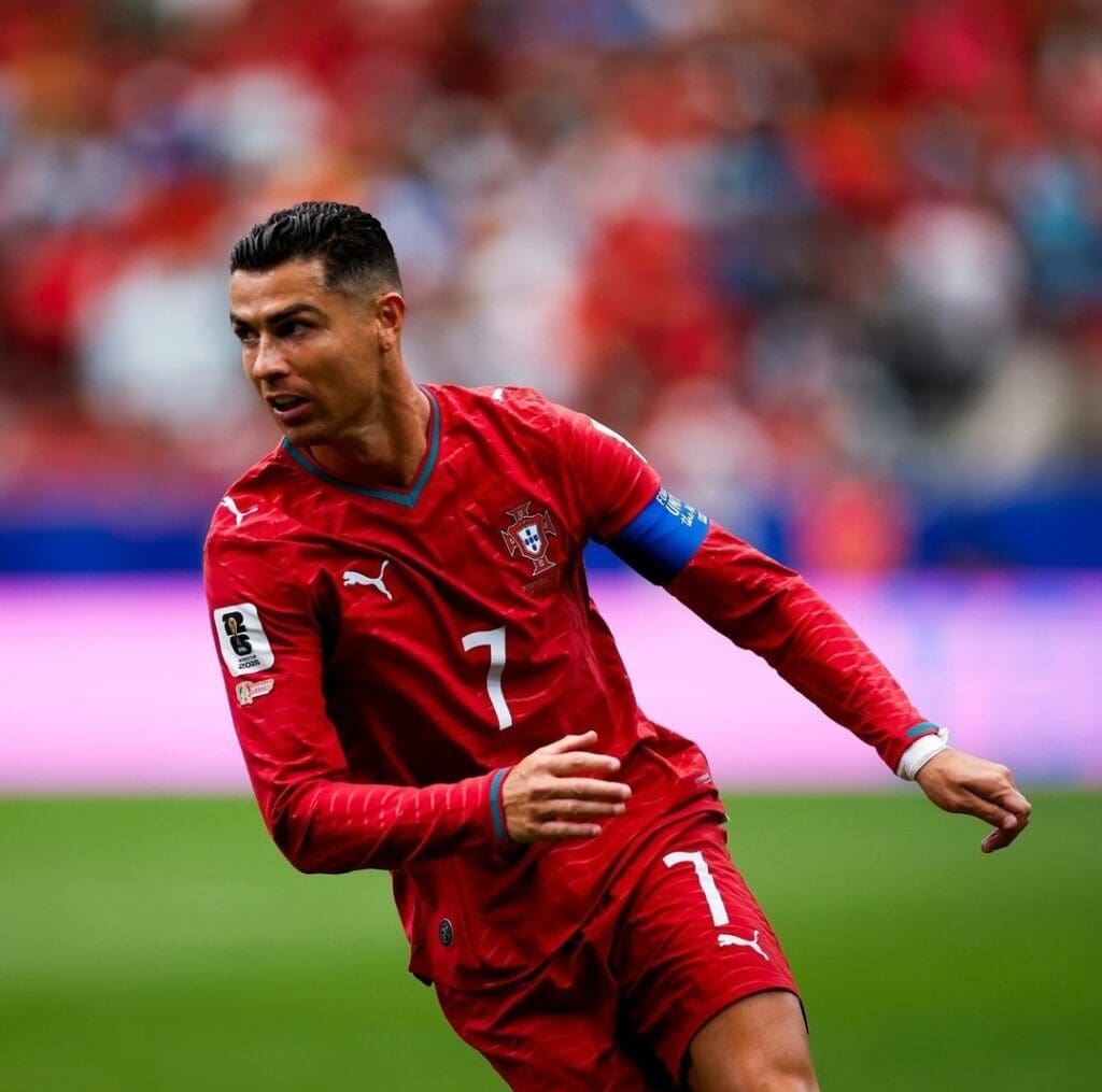 Pakistani Celebrities Emotional As Cristiano Ronaldo Plays His Last World Cup Match