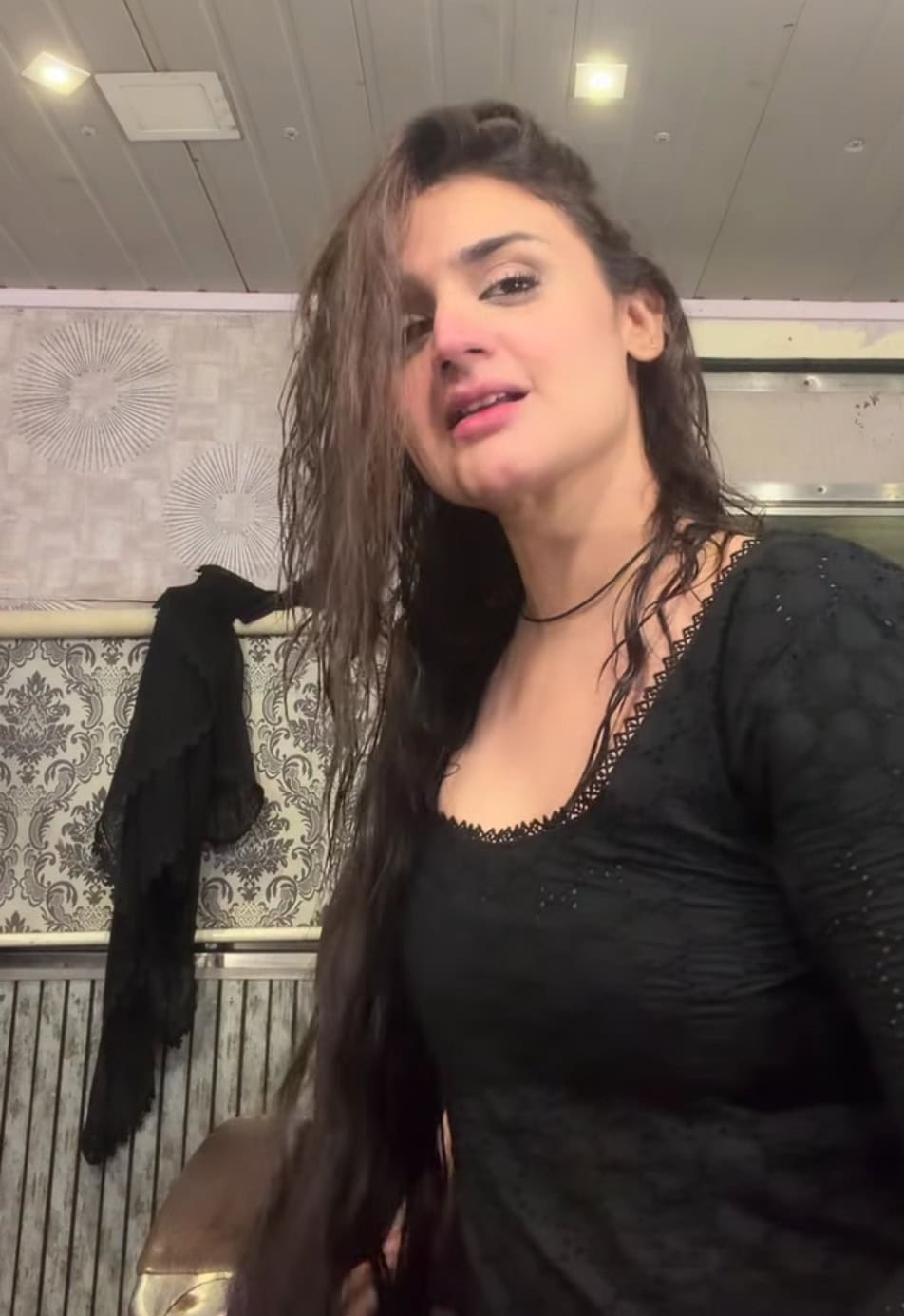 Hira Mani’s Kareena Mimicry Branded ‘Third-Class’ Hira Mani’s Kareena Mimicry Branded ‘Third-Class’